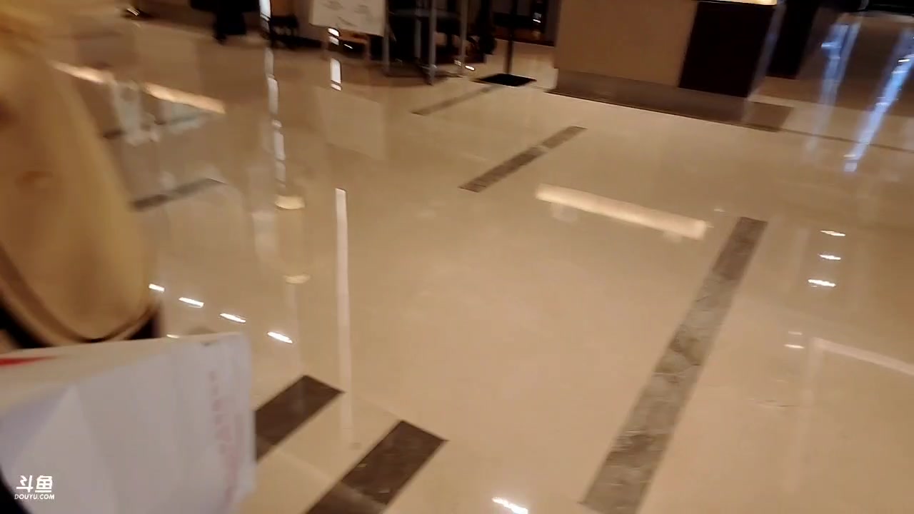 【2023-02-16 16点场】蓝战非OvO：云旅游:哈尔滨冰雪大世界