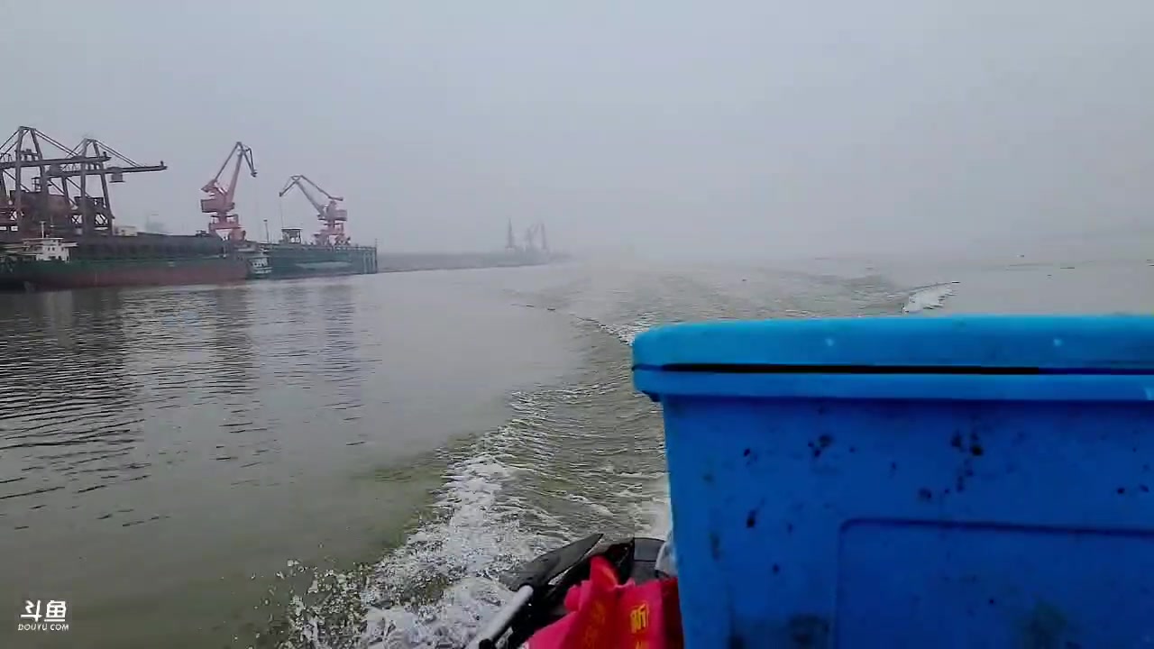 【2023-02-18 15点场】洪湖小肖：乘风破浪一路狂飙||长江漂流Day04