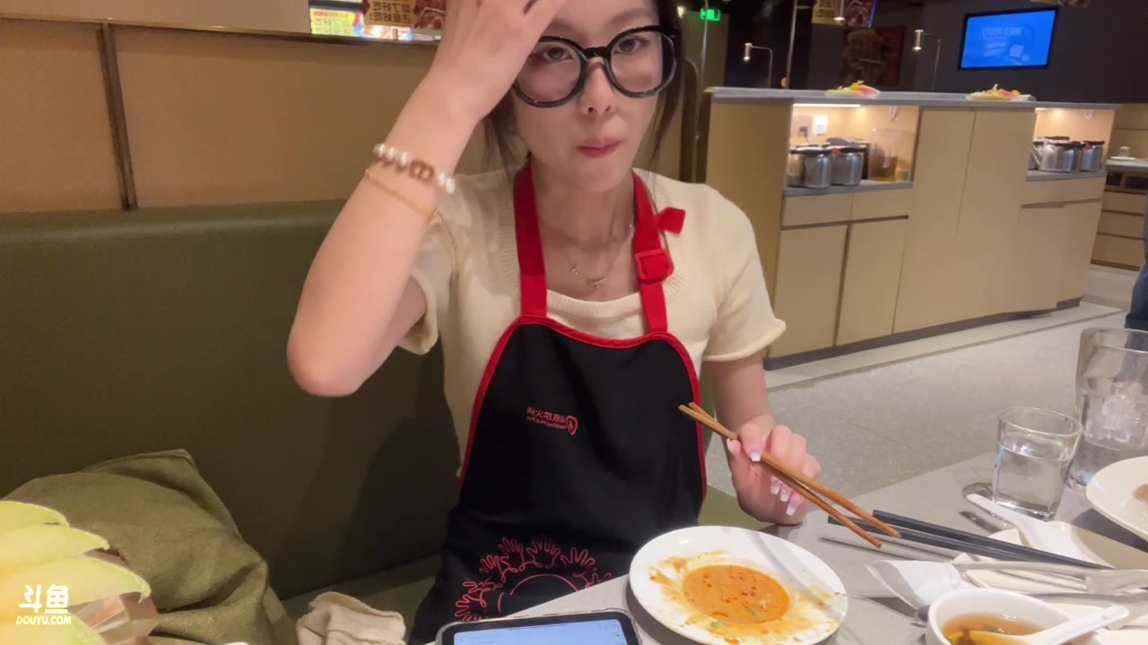 【2023-02-20 17点场】若若跑的贼快：小若去重庆，小晴来直播