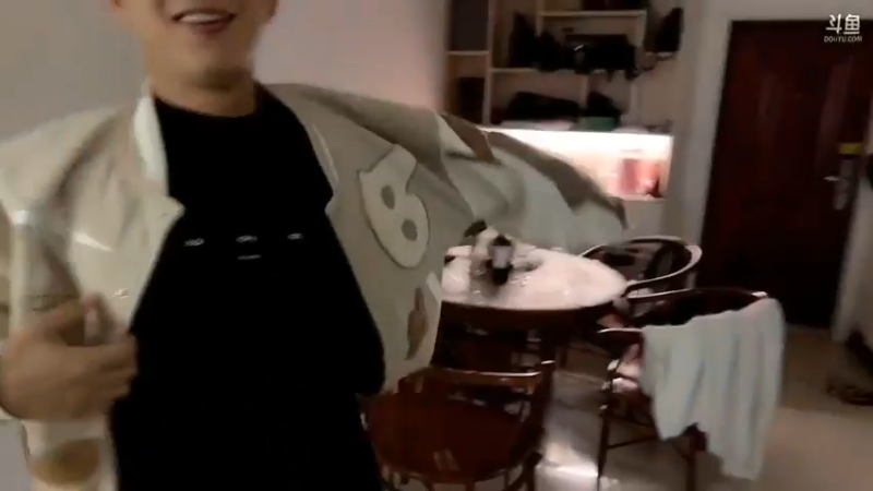 博哥送彪哥离开，怕他不走啊