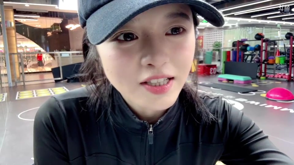 【2023-02-19 15点场】douyu小漠：由乃：嘿嘿嘿