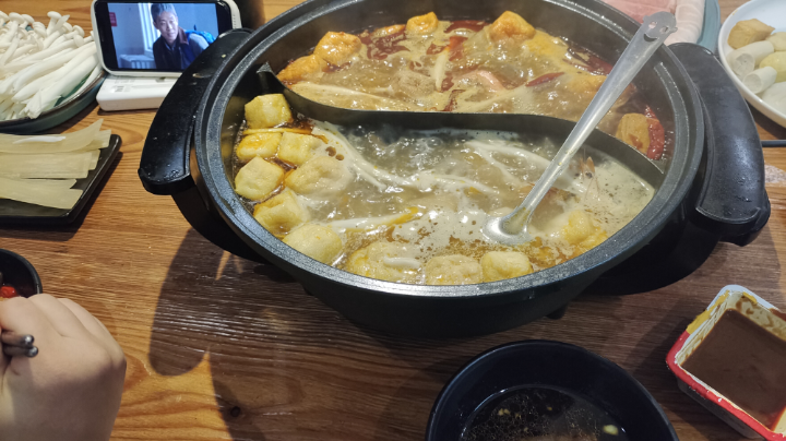 蛋仔踢足球