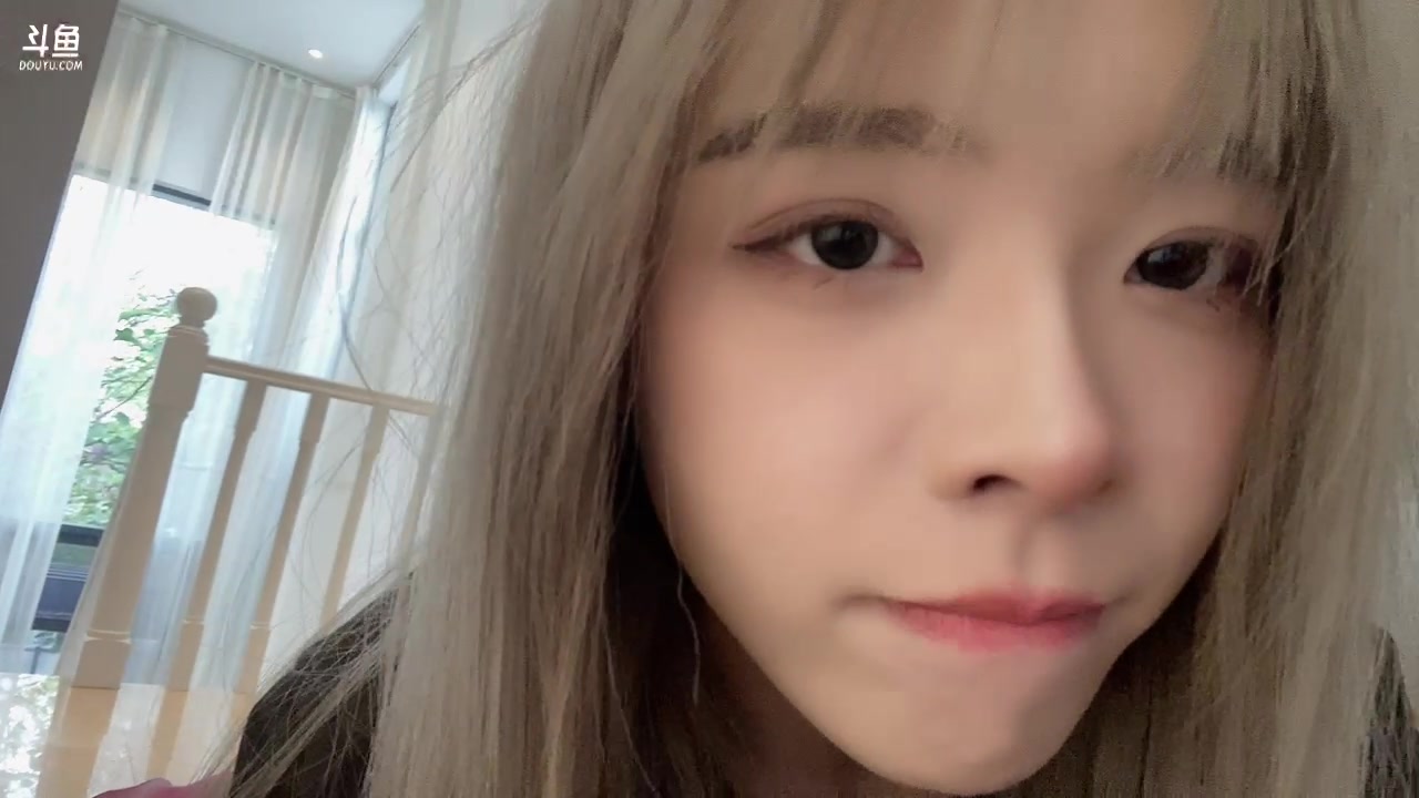 【2023-02-23 15点场】童猪啊i：【钻粉狂欢】晚上7点到三亚