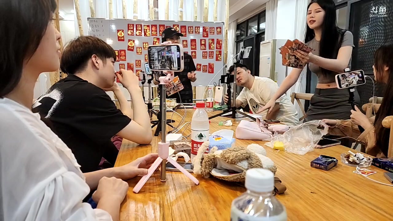 【2023-02-24 00点场】Big茄子：茄哥出差，小谋代播