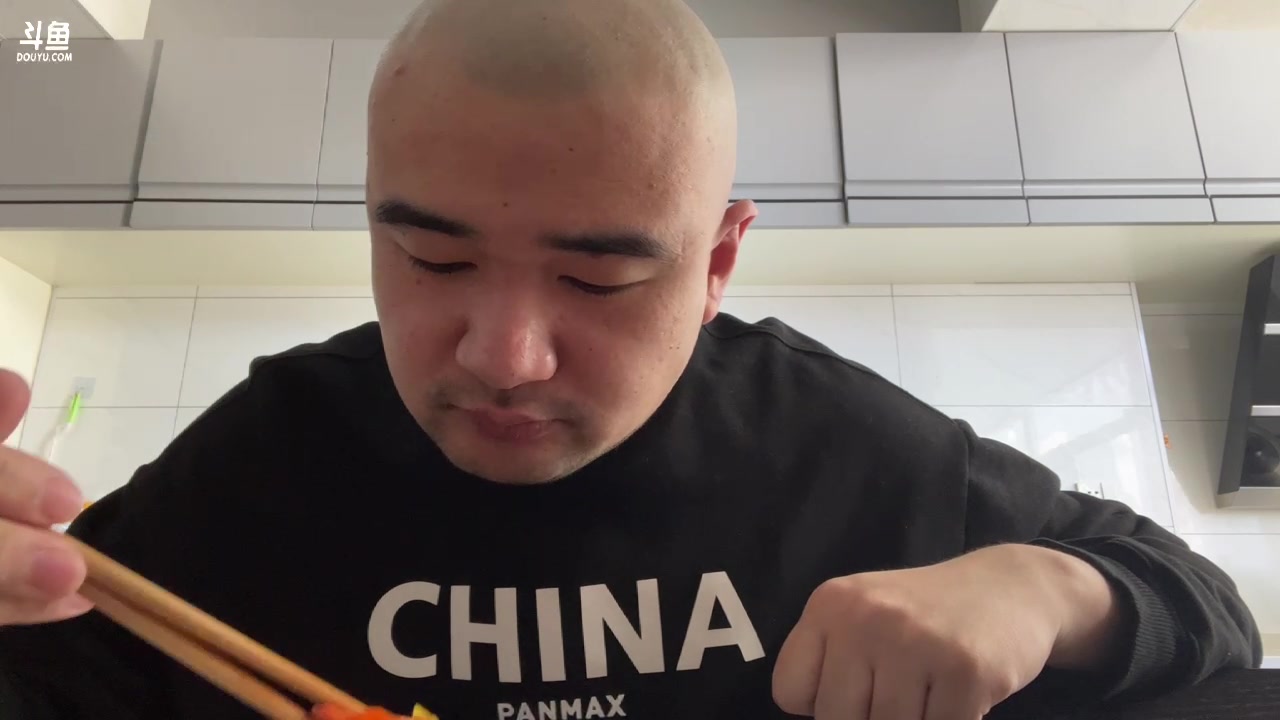 【2023-02-25 12点场】黑欢喜：看车去。。。。。