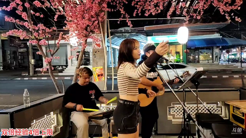 【户外】叶子户外的精彩时刻 20230225 01点场