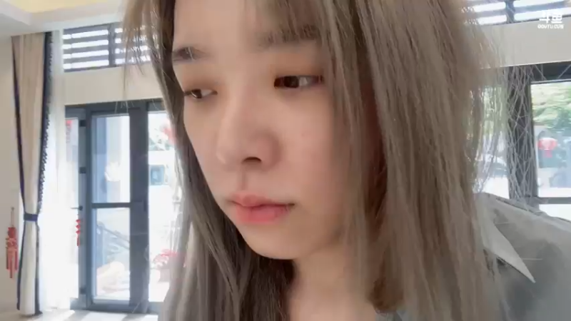 【2023-02-23 13点场】童猪啊i：【钻粉狂欢】晚上7点到三亚