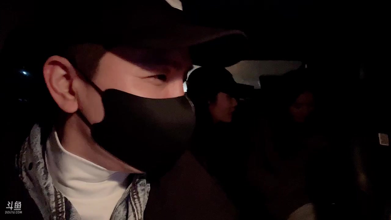 【2023-02-25 20点场】douyu小漠：小漠：岳麓山看夕阳