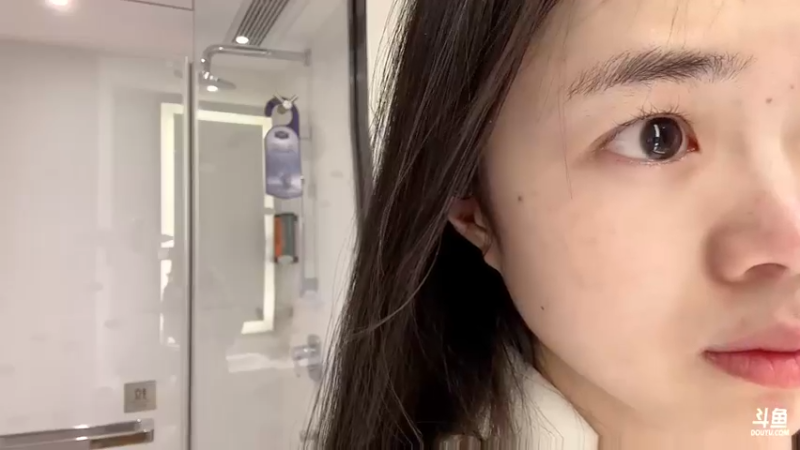 【2023-02-19 12点场】灰灰酱er：灰灰：出发去成都