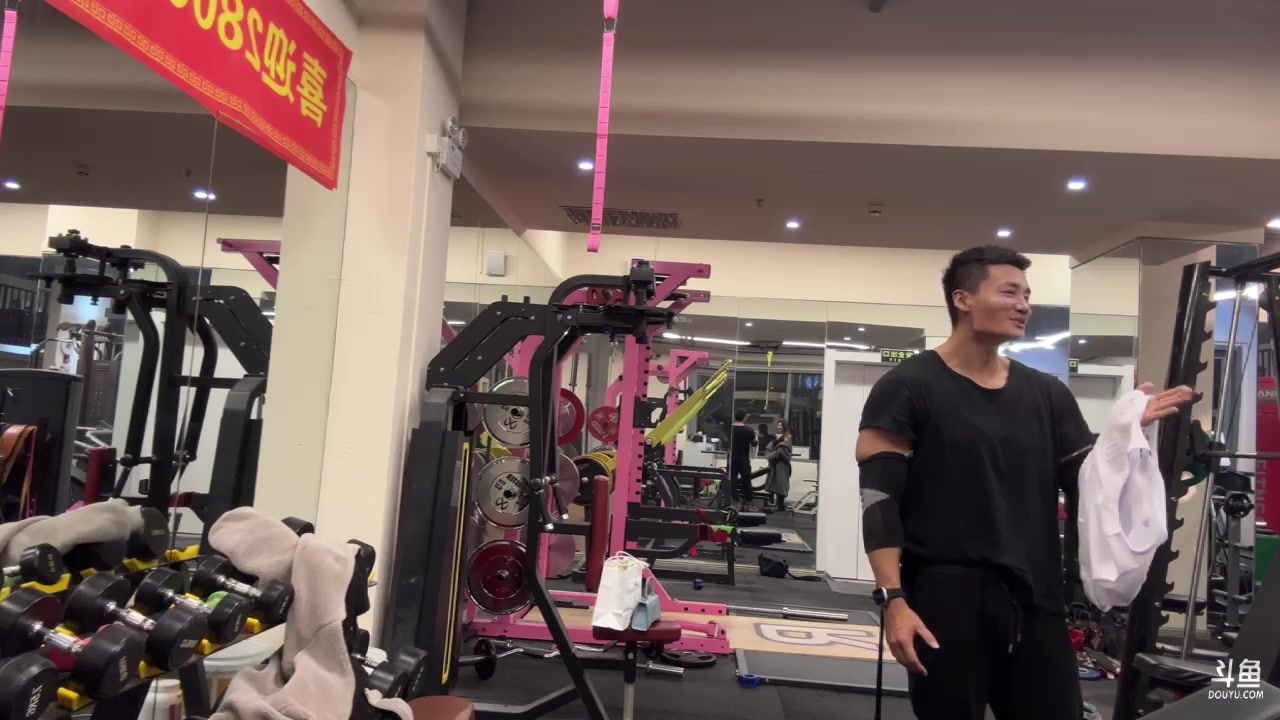 【2023-03-01 19点场】黑人毅：最近状态不好拉了