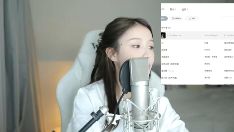 美女二珂翻唱《枫》