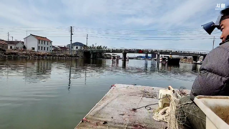 【户外】微山湖捕鱼武工队的精彩时刻 20230303 11点场