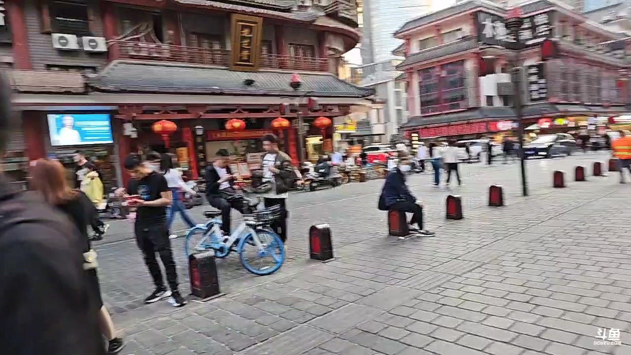 【2023-03-06 16点场】蓝战非OvO：明天提车环游世界啦
