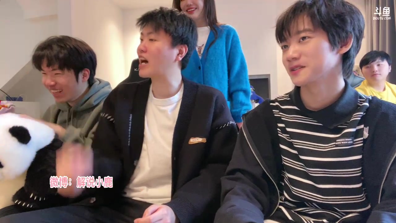 【2023-03-06 16点场】解说小鹿呀：和米神探班eStar
