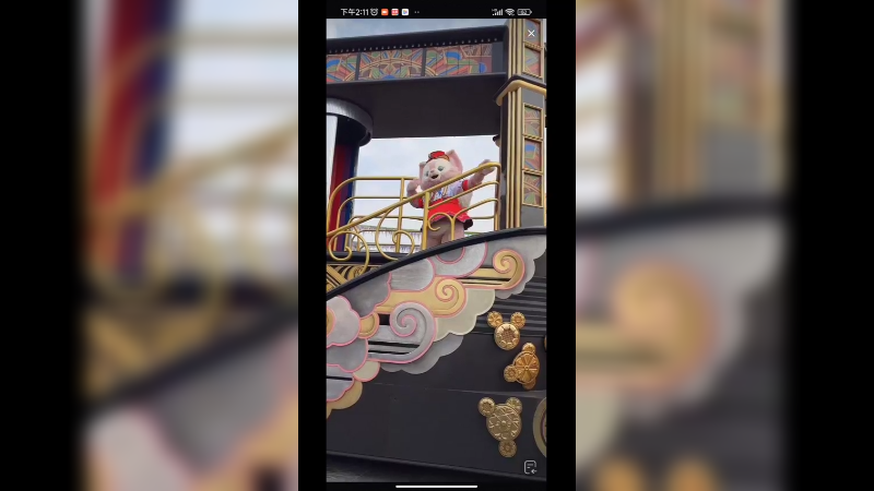 上海迪士尼动漫宝贝贝尔跳舞真好看