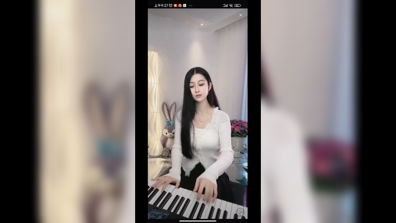 美女小姐姐弹琴好听，好看