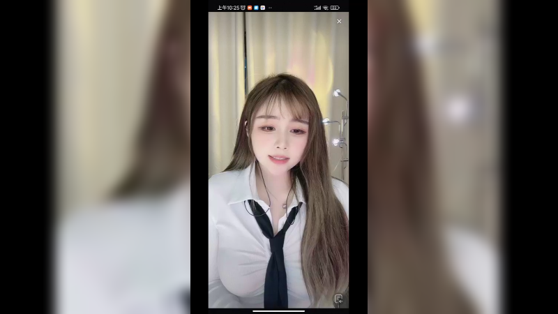 美女小姐姐唱歌很好听啊，粤语歌可以