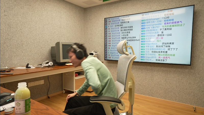 我在斗鱼看超级小桀直播马里奥制造