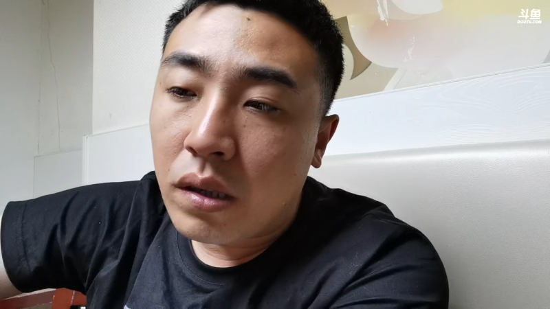 我在斗鱼看无尽无尽的无尽直播户外