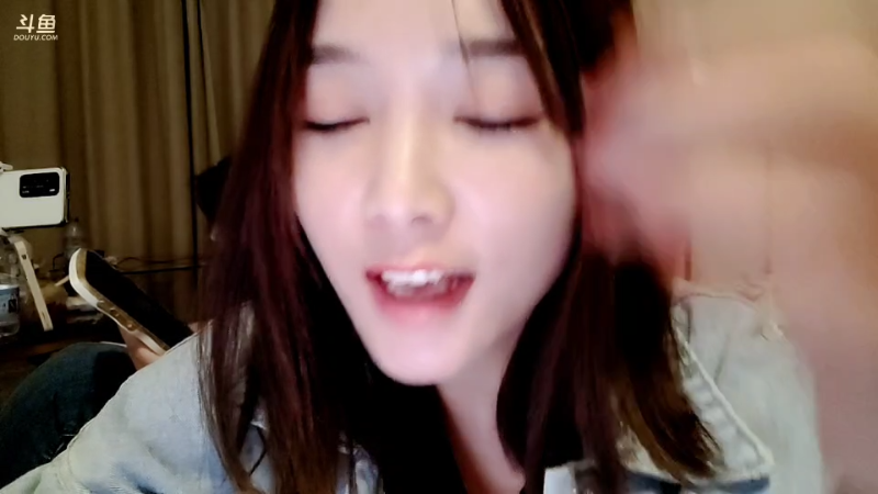 【户外】百变姑姑肖淑洁的精彩时刻 20230317 00点场