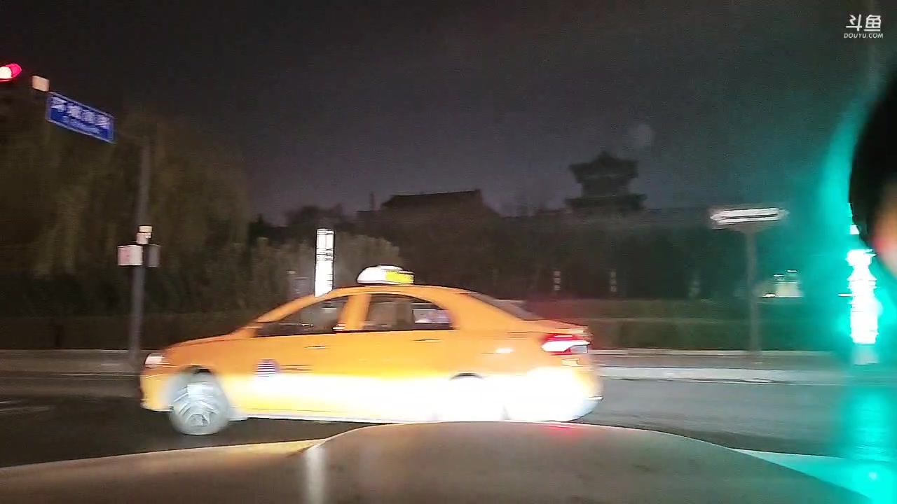 【2023-3-18 23点场】赛文柒Seven:周末美食-铁蛋鸡汤刀削面