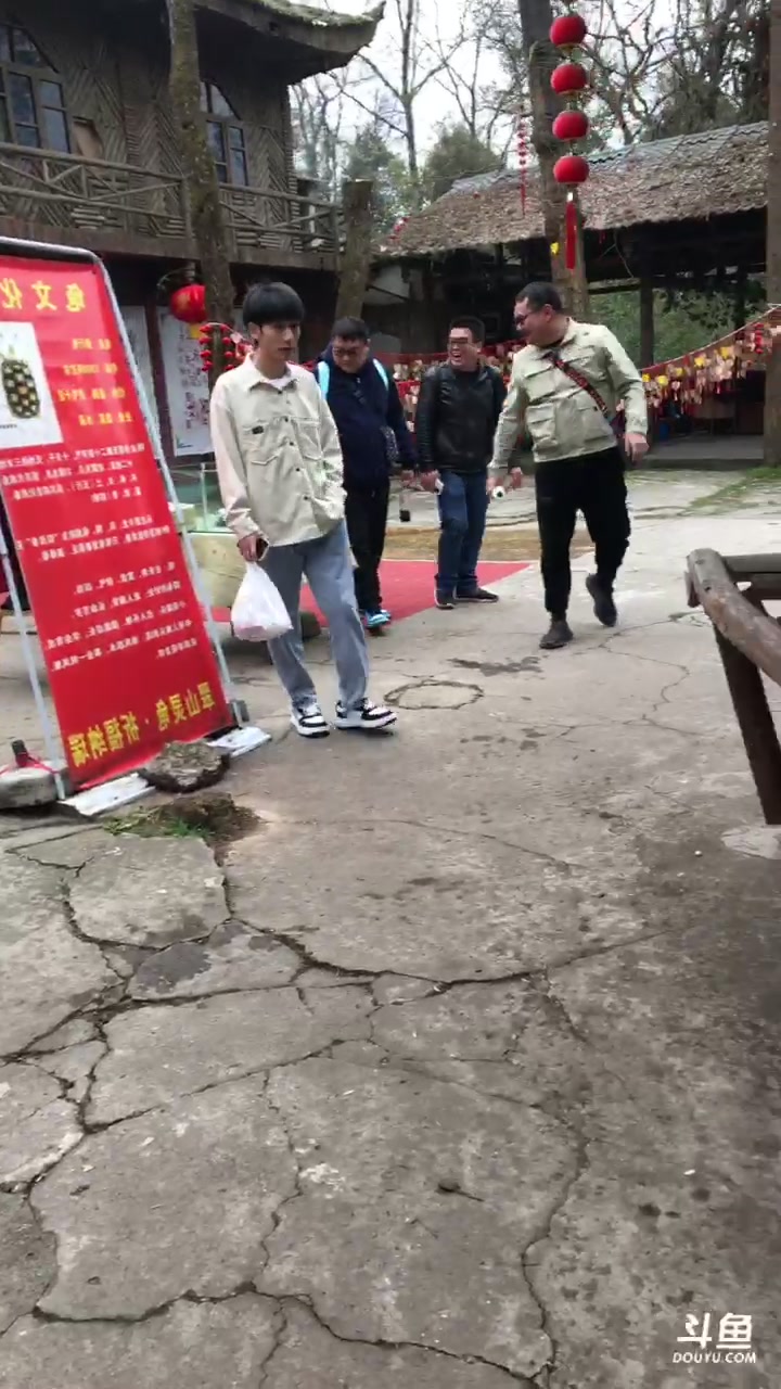 【2023-03-17 15点场】野猪九月：【小奶团】名人堂请投票马老师各位