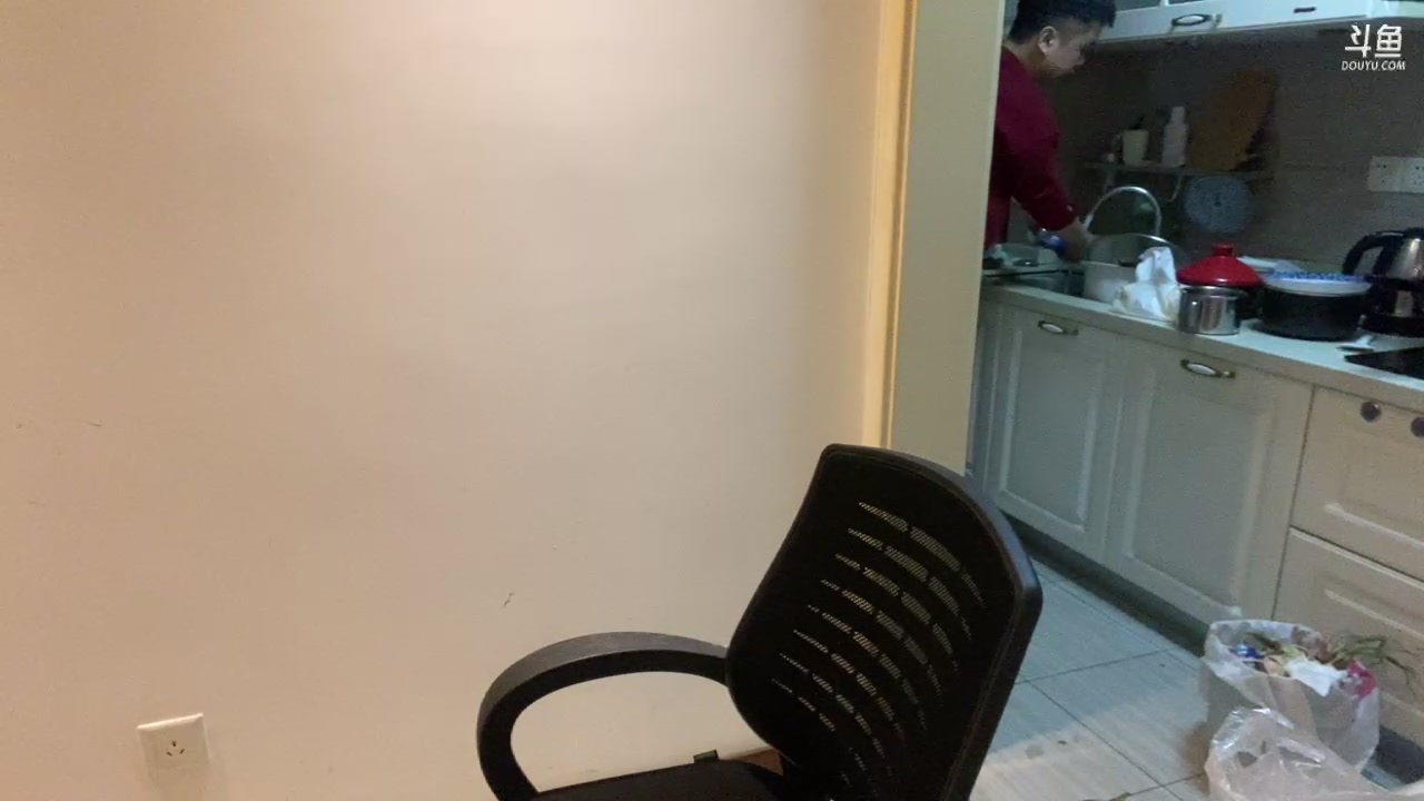 【2023-03-20 23点场】网友张顺飞：啤酒鸭，三明治，竹笋肉丝。