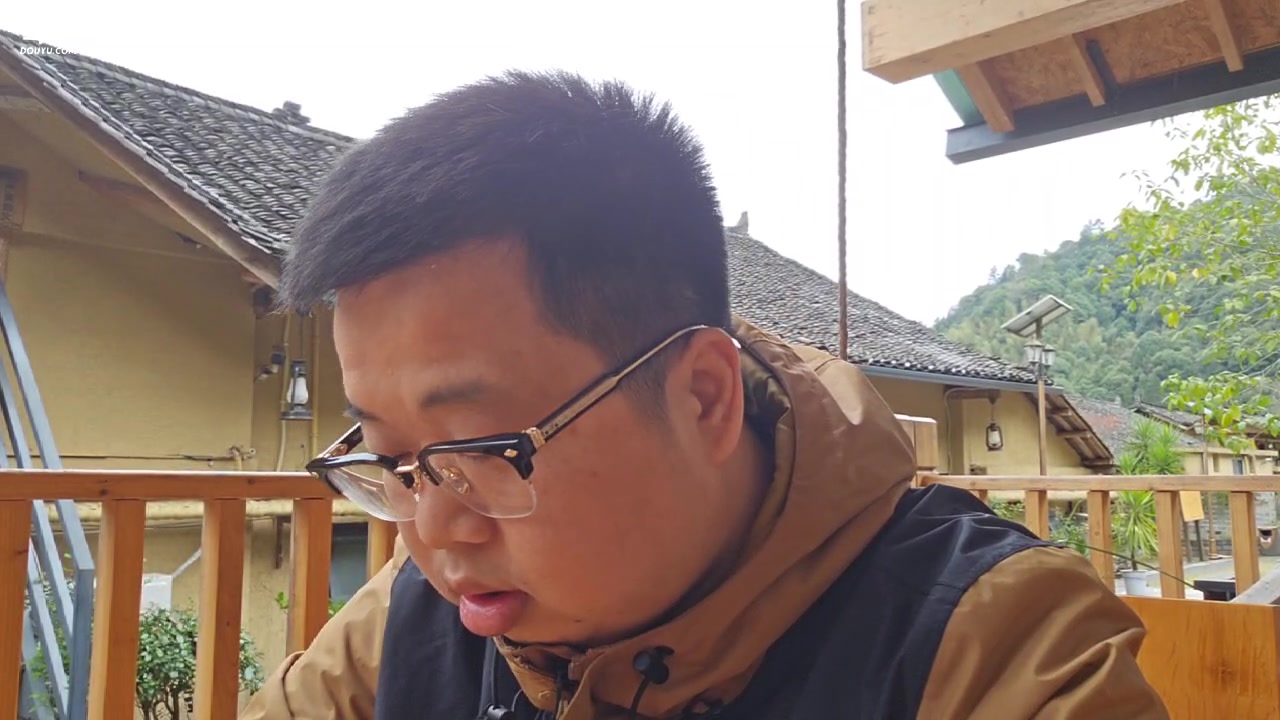 【2023-03-22 10点场】蓝战非OvO：去苗寨咯，环游第七天