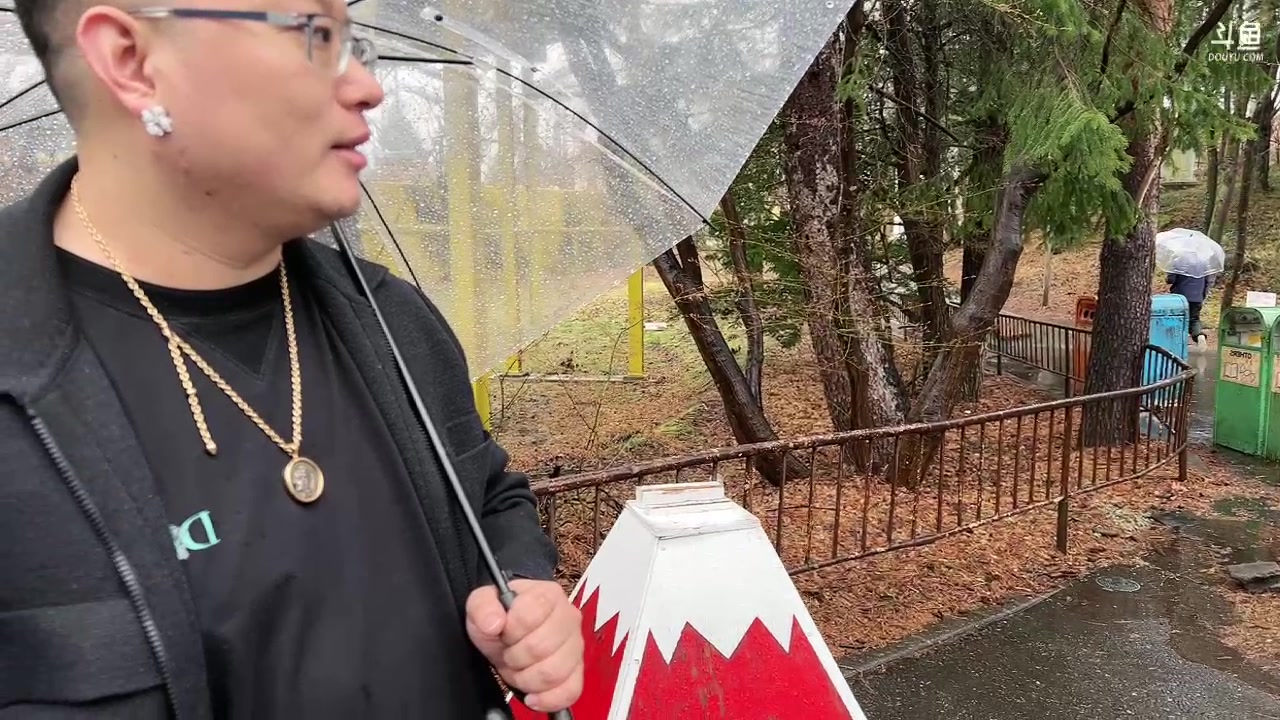 【2023-03-23 12点场】即将拥有人鱼线的PDD：JP富士集鬼屋逛逛