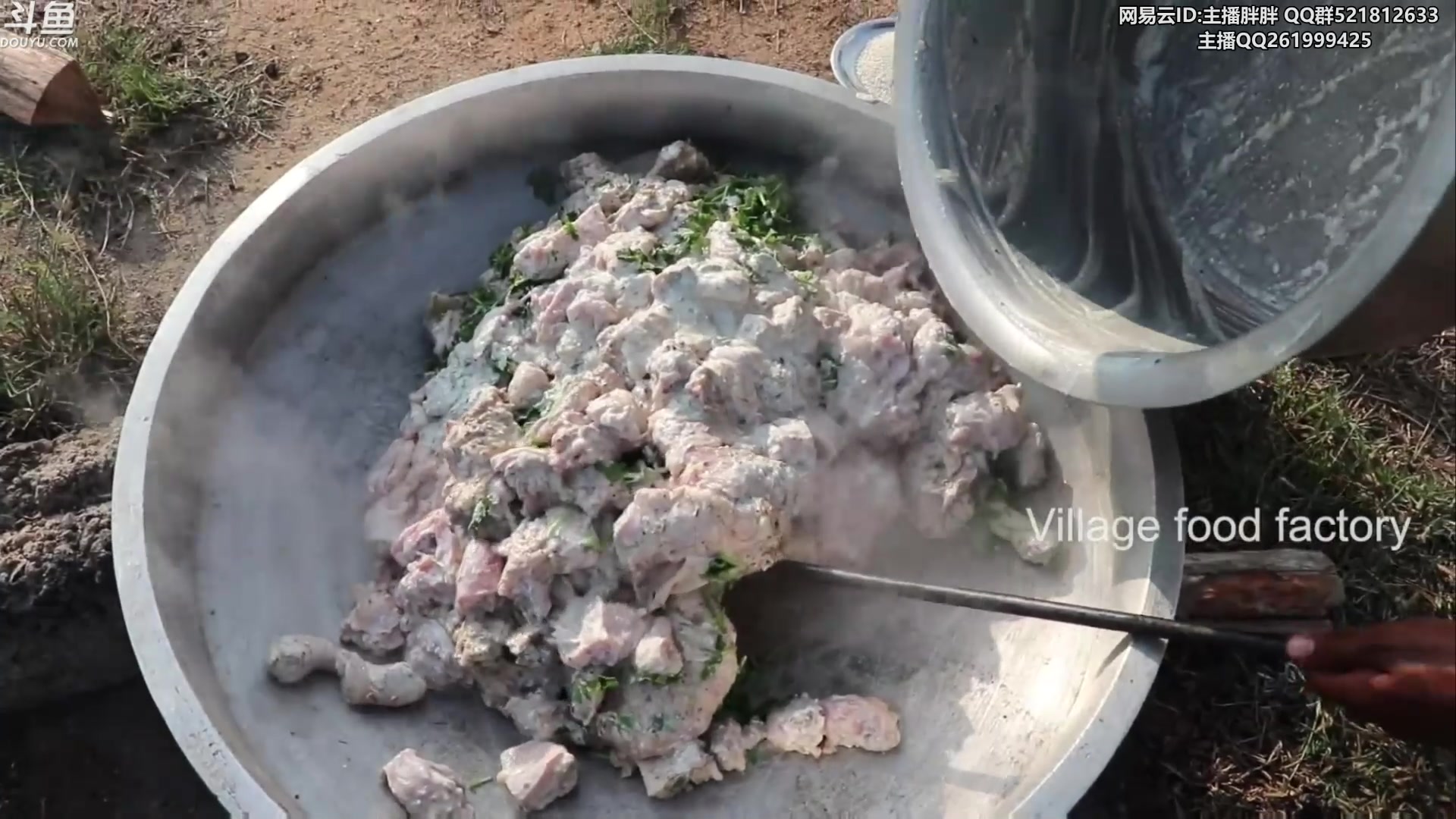 【2023-03-25 05点场】胖胖灬：胖胖OB：EDG强啊，锁定前二复活甲！