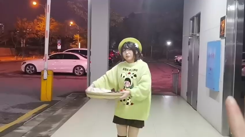 【2023-03-25 20点场】谢彬DD：【钻石四倍】兄弟们.给峰哥投票了！