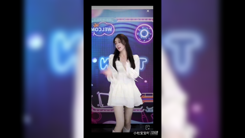 妹子气质真好，长的也漂亮，太迷人了33