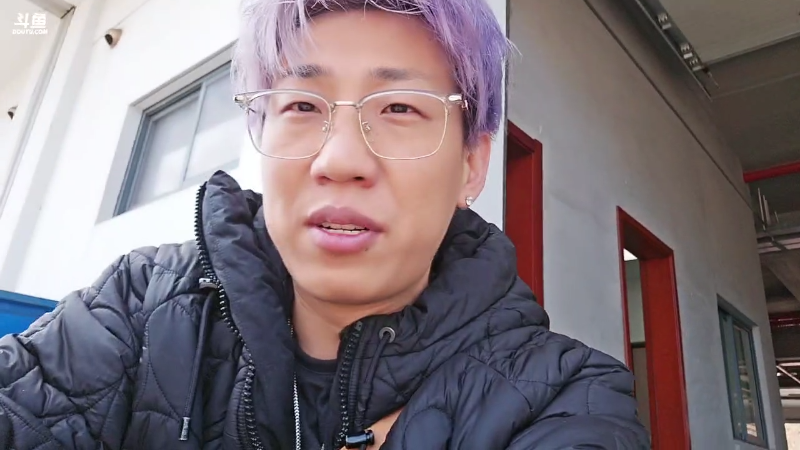 我在斗鱼看赛文柒Seven直播户外