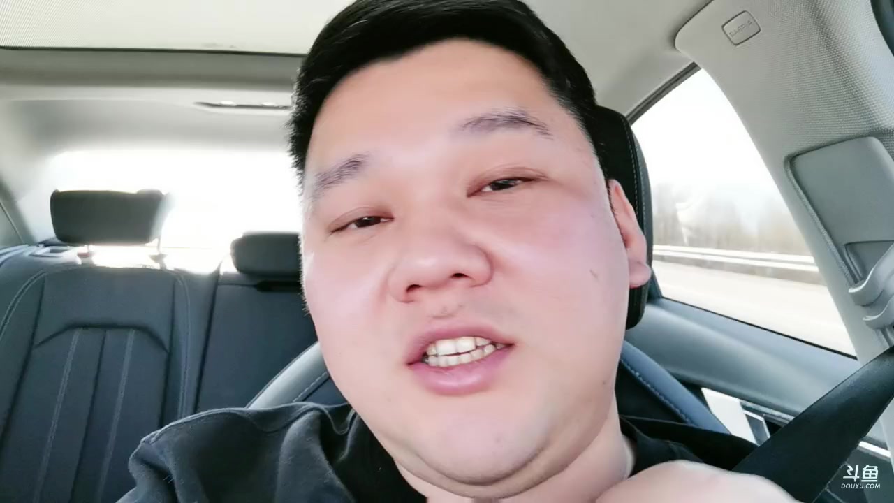 【2023-03-27 14点场】尐表哥：出个门，晚点播！