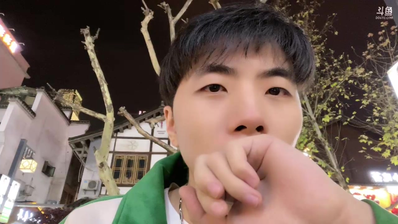 【2023-03-26 21点场】秀才冷男：【小奶团】名人堂请投票芜湖大司马~爱你哦