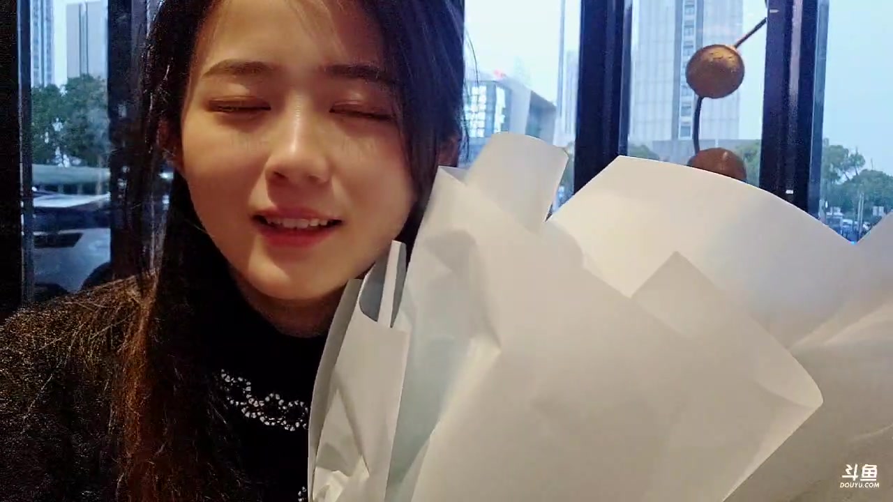 【2023-03-29 17点场】阿梨small：3点半前户外么么哒