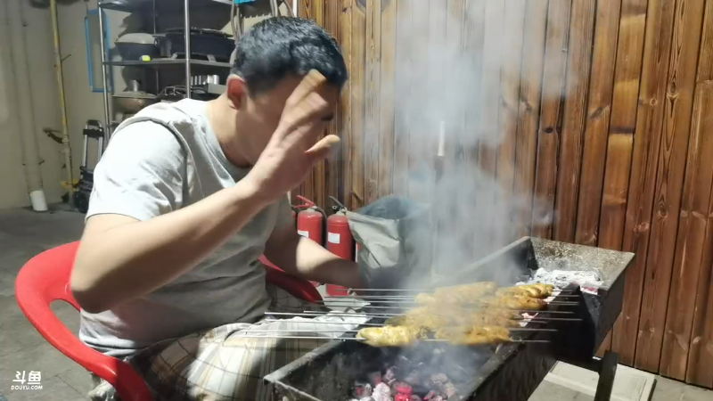 我在斗鱼看无尽无尽的无尽直播户外