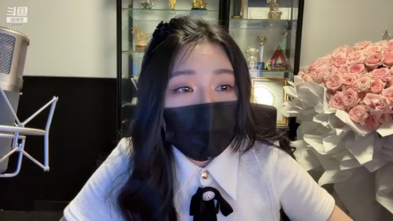 【2023-04-01 19点场】一条小团团OvO：五周年啦！！直播间五周年啦！！！