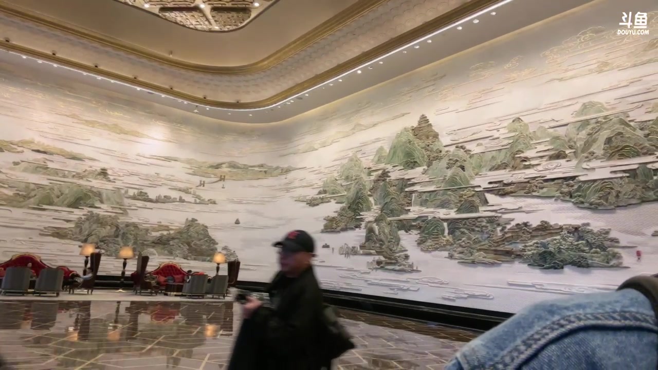【2023-03-29 15点场】别问问就黑皮：1.40开播～ 武汉接她