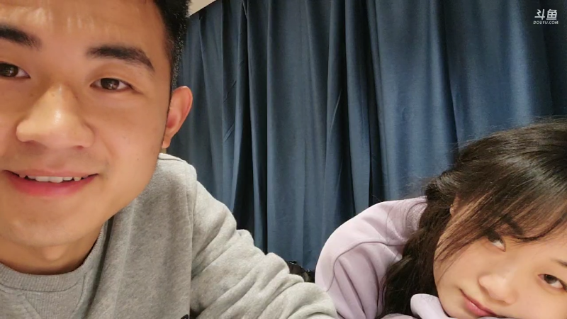 【户外】757户外的精彩时刻 20230401 00点场