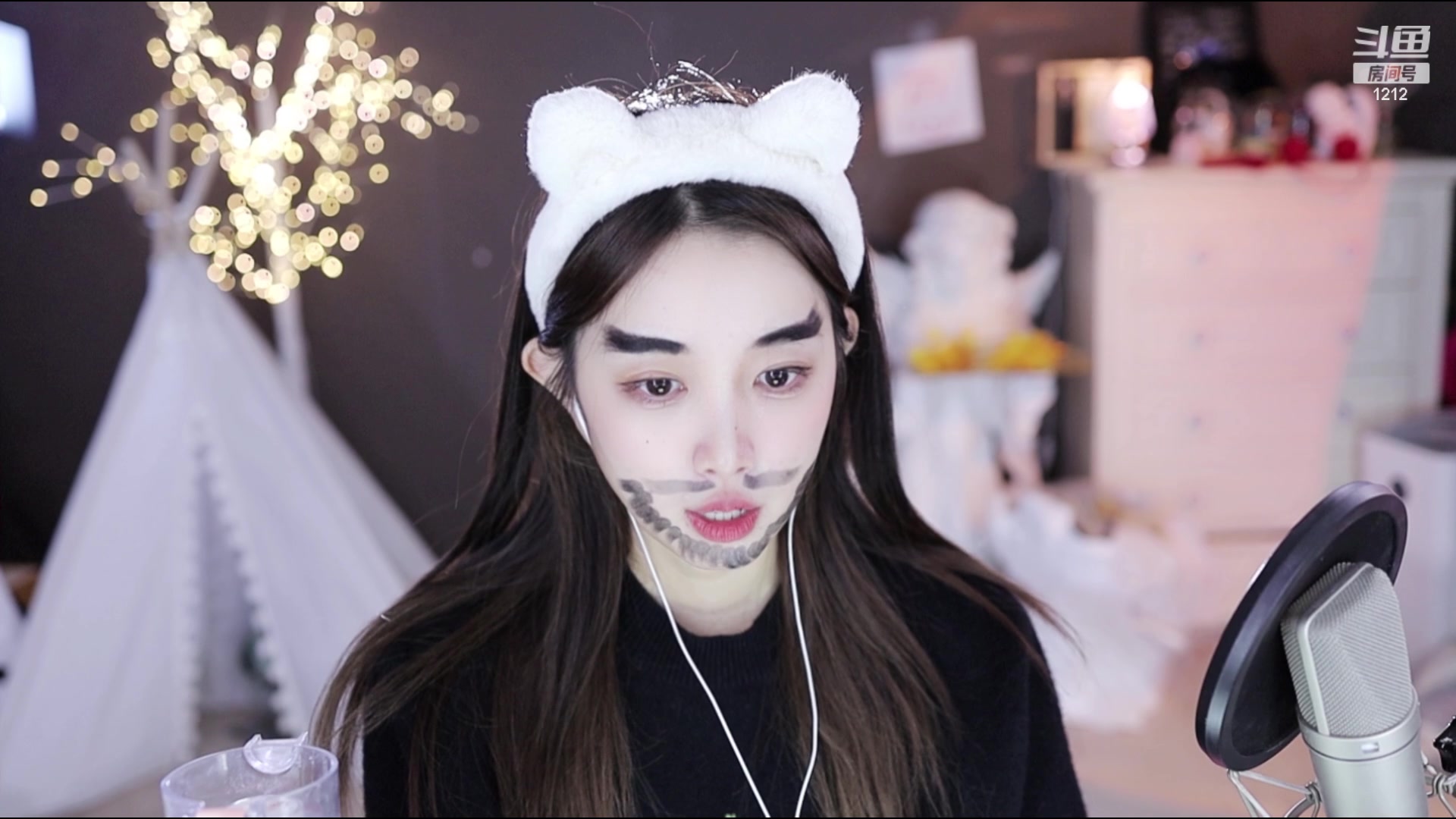 【2023-04-02 19点场】小肉球阿：爱笑的女孩运气不会差~