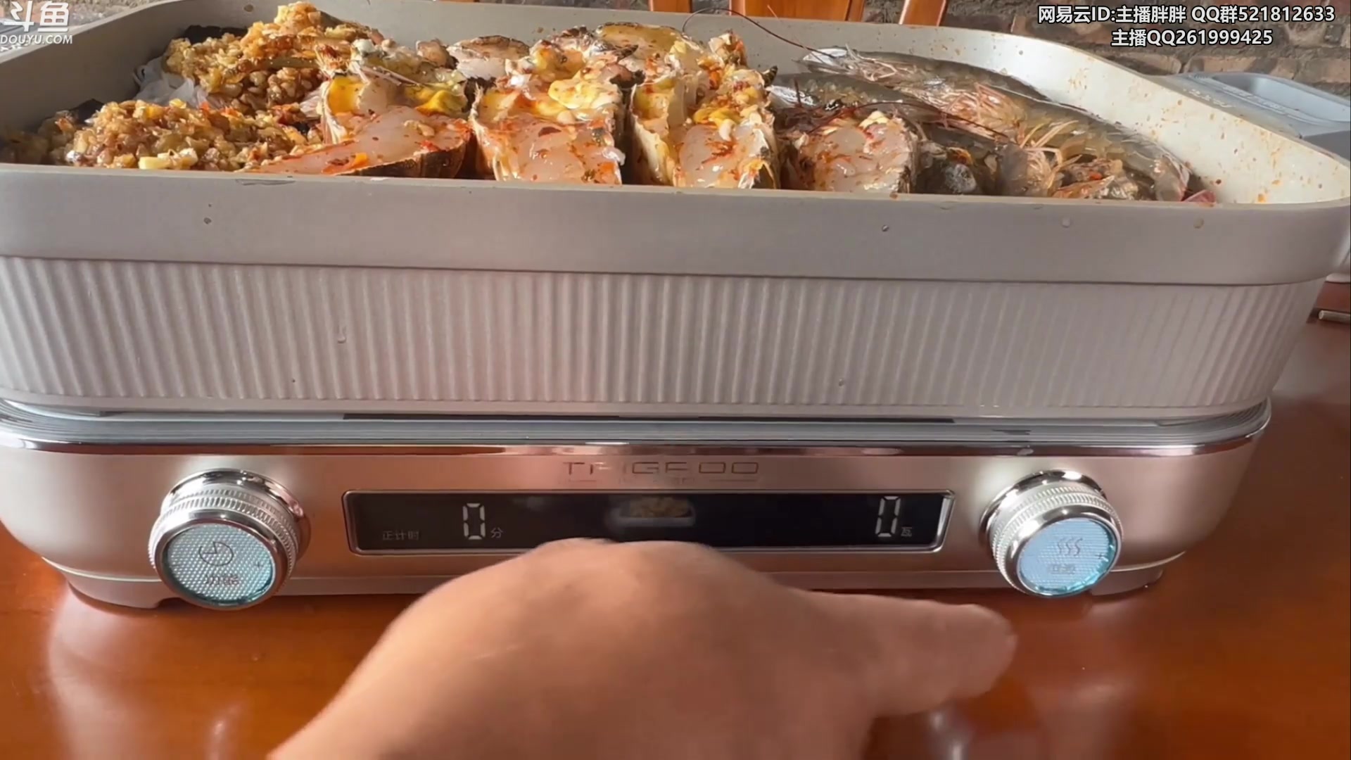 【2023-04-03 03点场】胖胖灬：胖胖OB：OMG强啊，Tes哥无了！