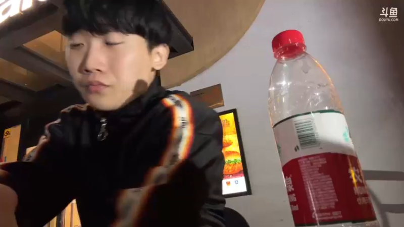 【2023-04-03 22点场】胸肌很大的良小伞：锻炼身体 巨龙族集合！