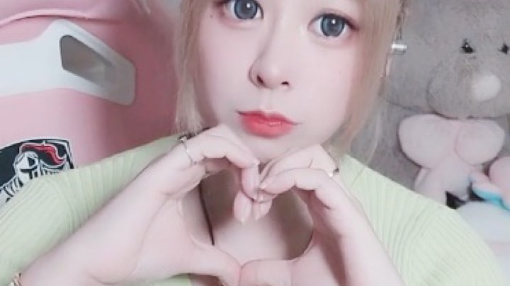 愿我们都会是那个无可替代