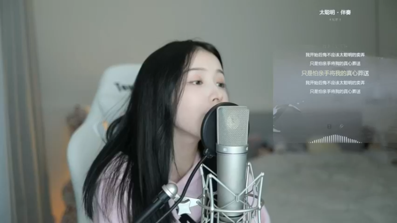 美女二珂真可爱啊