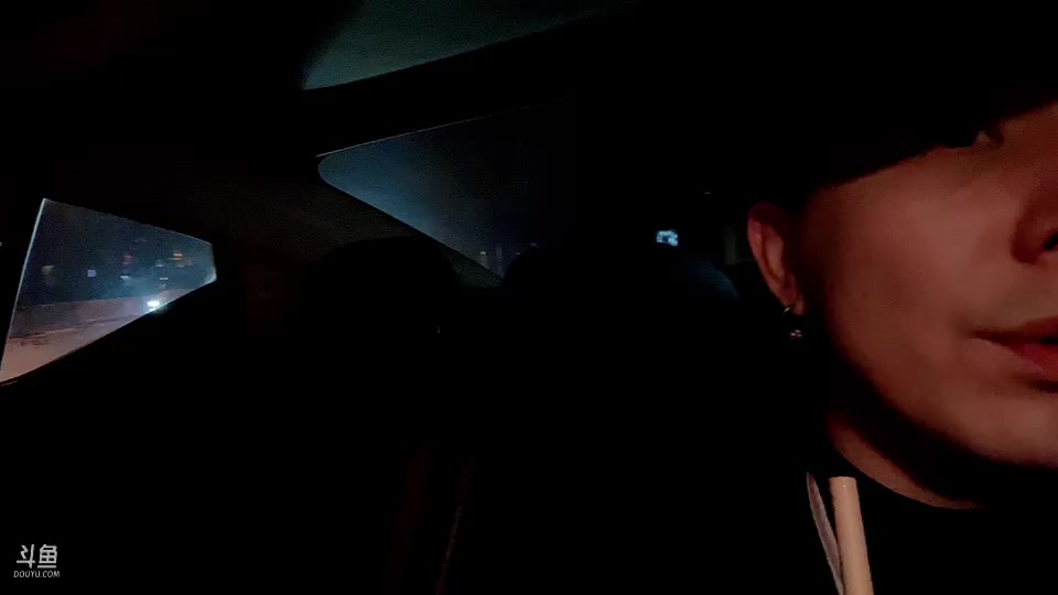 【2023-04-03 21点场】douyu小漠：小漠：惠普暗夜精灵