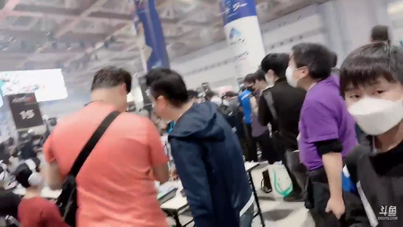 我在斗鱼看游天堂直播格斗游戏