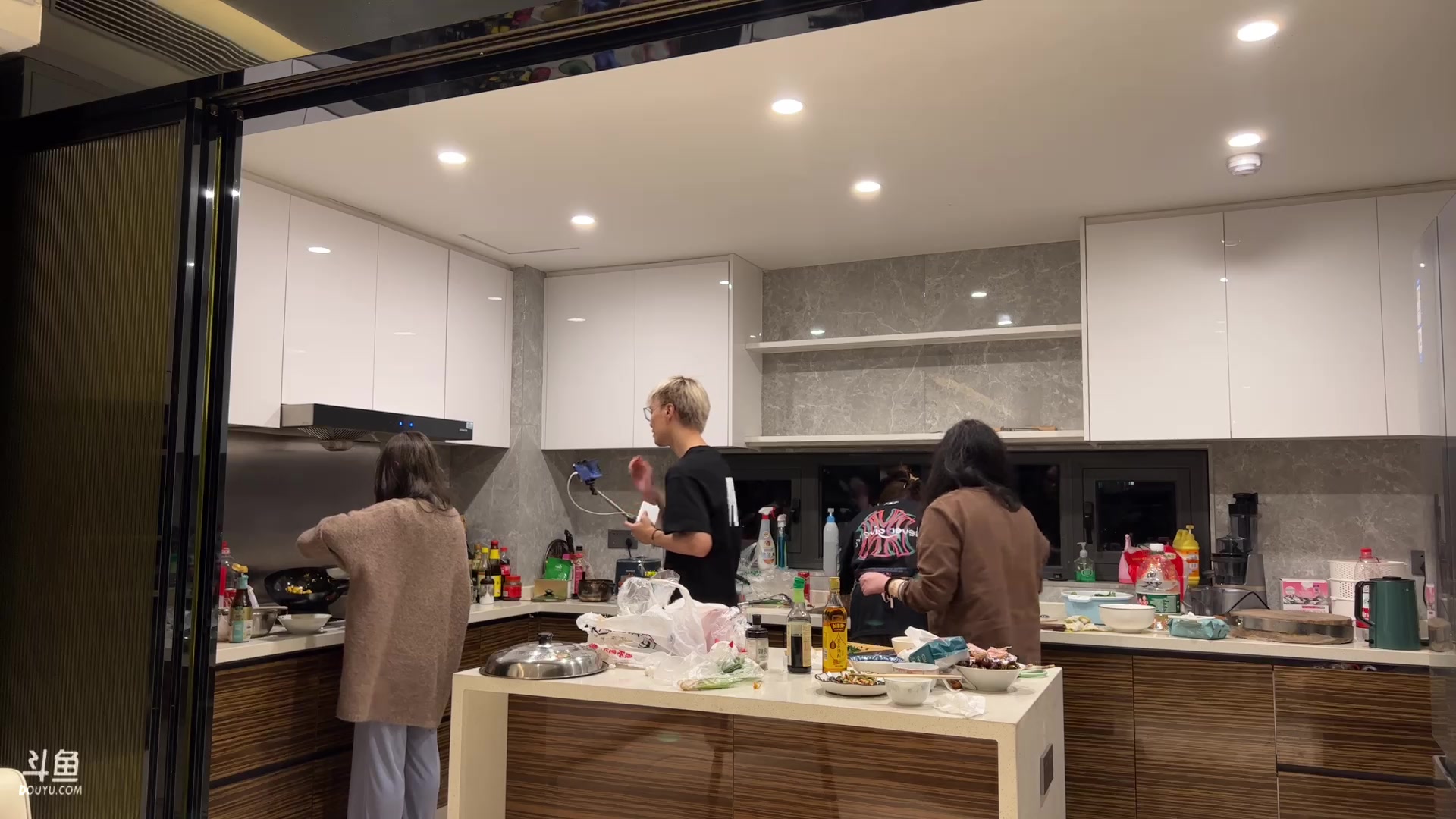 【2023-4-4 19点场】三酒OuO:今天做个温柔的男孩子