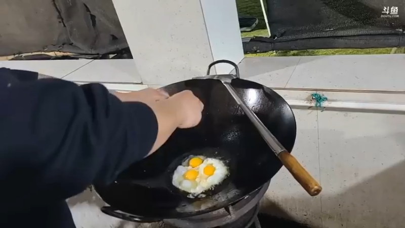 肖哥说这土鸡蛋是真好吃啊