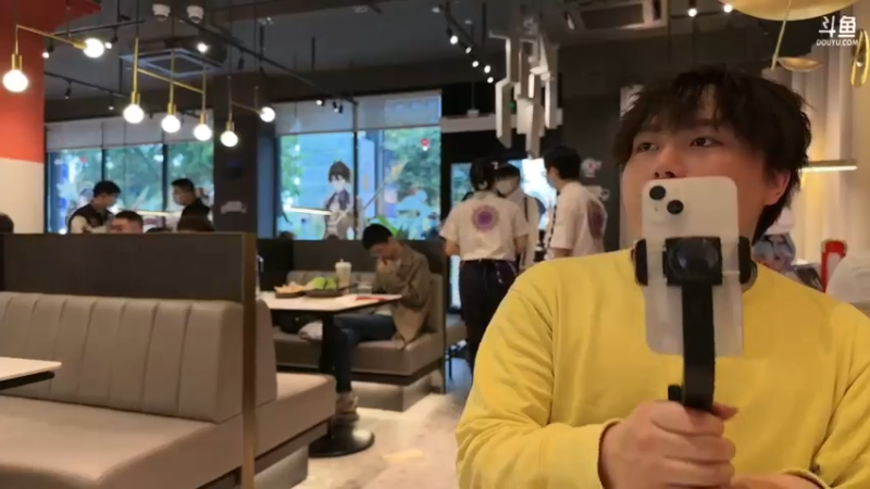 【2023-04-03 16点场】不小葵：今日必胜客主题店户外！